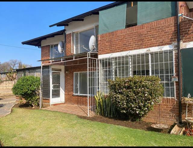 2 BEDROOM PROPERTY TO RENT IN RIETFONTEIN